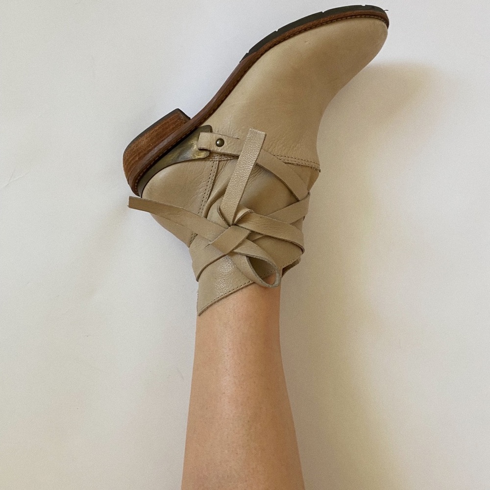 Matisse - Leather Ankle-Wrap 'Bootie' - NWOT - Picture 6 of 8